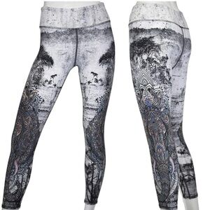 ✨Evolution and Creation medium Monochrome Artistic Leggings elephant and tree